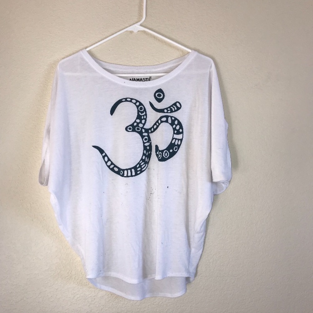 White graphic tee